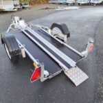 DEBON ROADSTER MOTO 1V2 Kippmotorradanhänger - 1 Stellplatz - 1 Achse - zulässiges Gesamtgewicht 750 kg OHNE AUSSTATTUNG