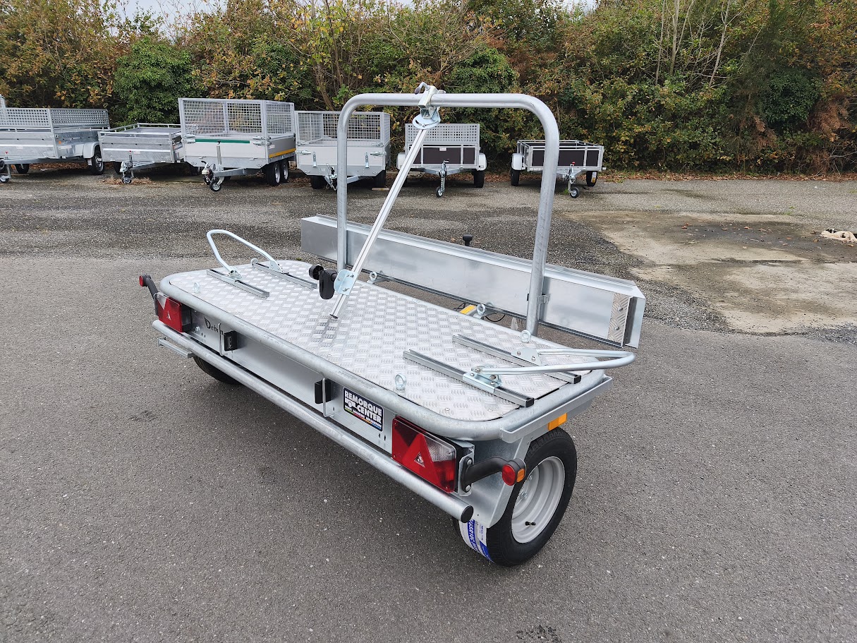 Remorque-porte-moto-transversale-DEBON-Roadster-Camp-Roadster-Camp-9 DEBON Roadster Camp Quermotorradanhänger – Image 1