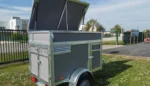BW TRAILERS Hundeanhänger mit 3 Abteilen + Dachbox – Image 2